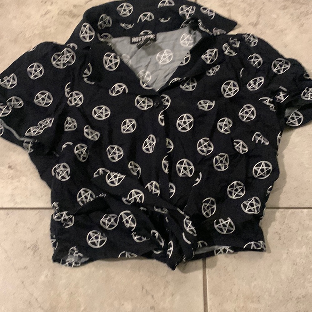 Pentagram crop